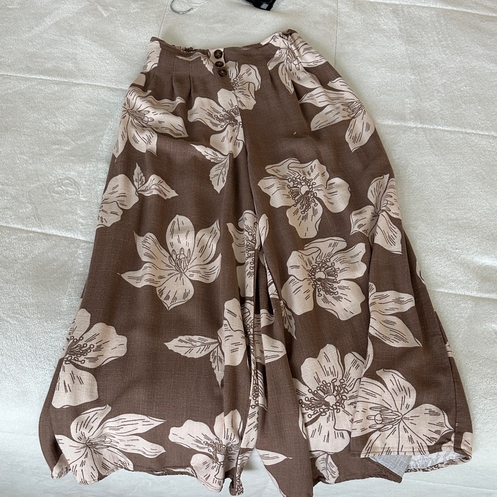 Petite Floral Wide-Leg Pants